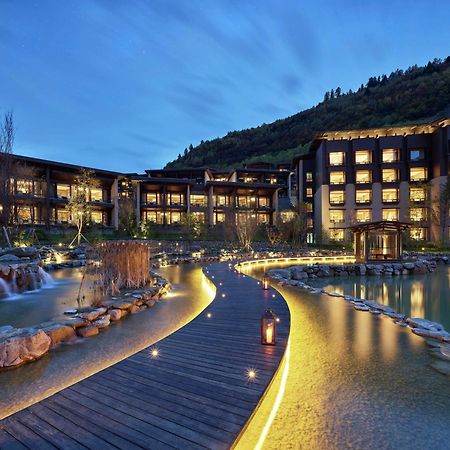 Hilton Jiuzhaigou Resort Zhangzha Town Luaran gambar